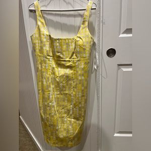 Calvin Klein super fun polka dot dress. Size 8
